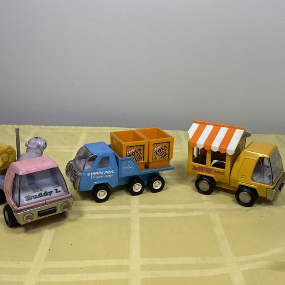 Other - Buddy L Pressed Steel Brute Pink Merry Go Round Truck 4909 Pan Am Cargo Monkey